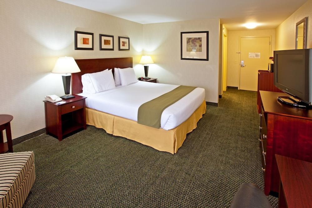 Holiday Inn Express Radcliff Fort Knox By Ihg Dış mekan fotoğraf