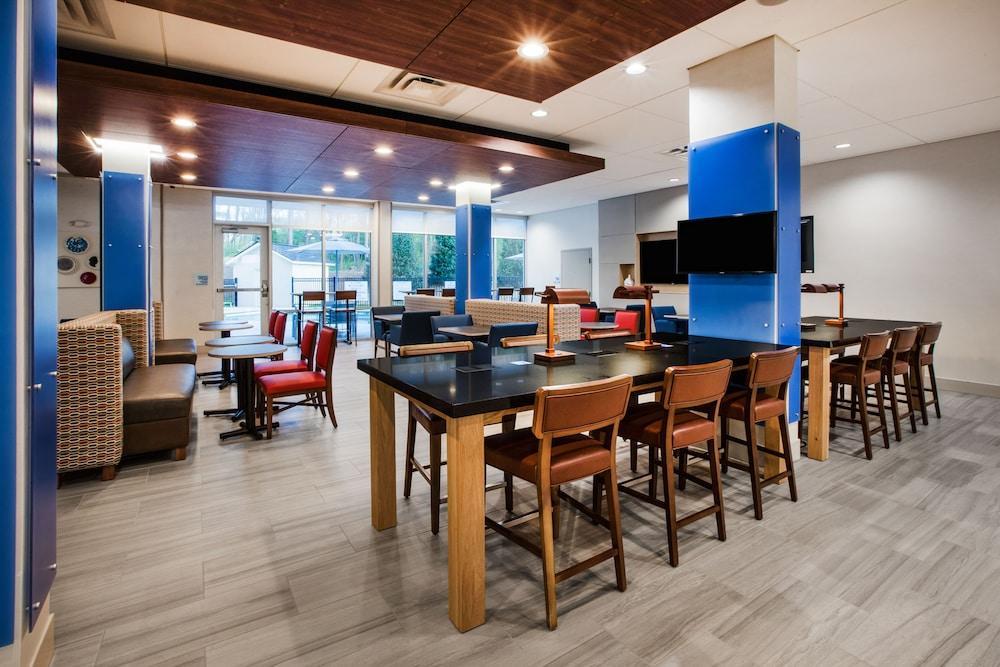 Holiday Inn Express Radcliff Fort Knox By Ihg Dış mekan fotoğraf