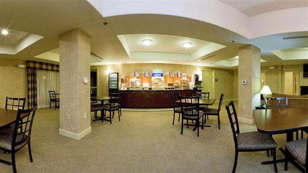 Holiday Inn Express Radcliff Fort Knox By Ihg Dış mekan fotoğraf