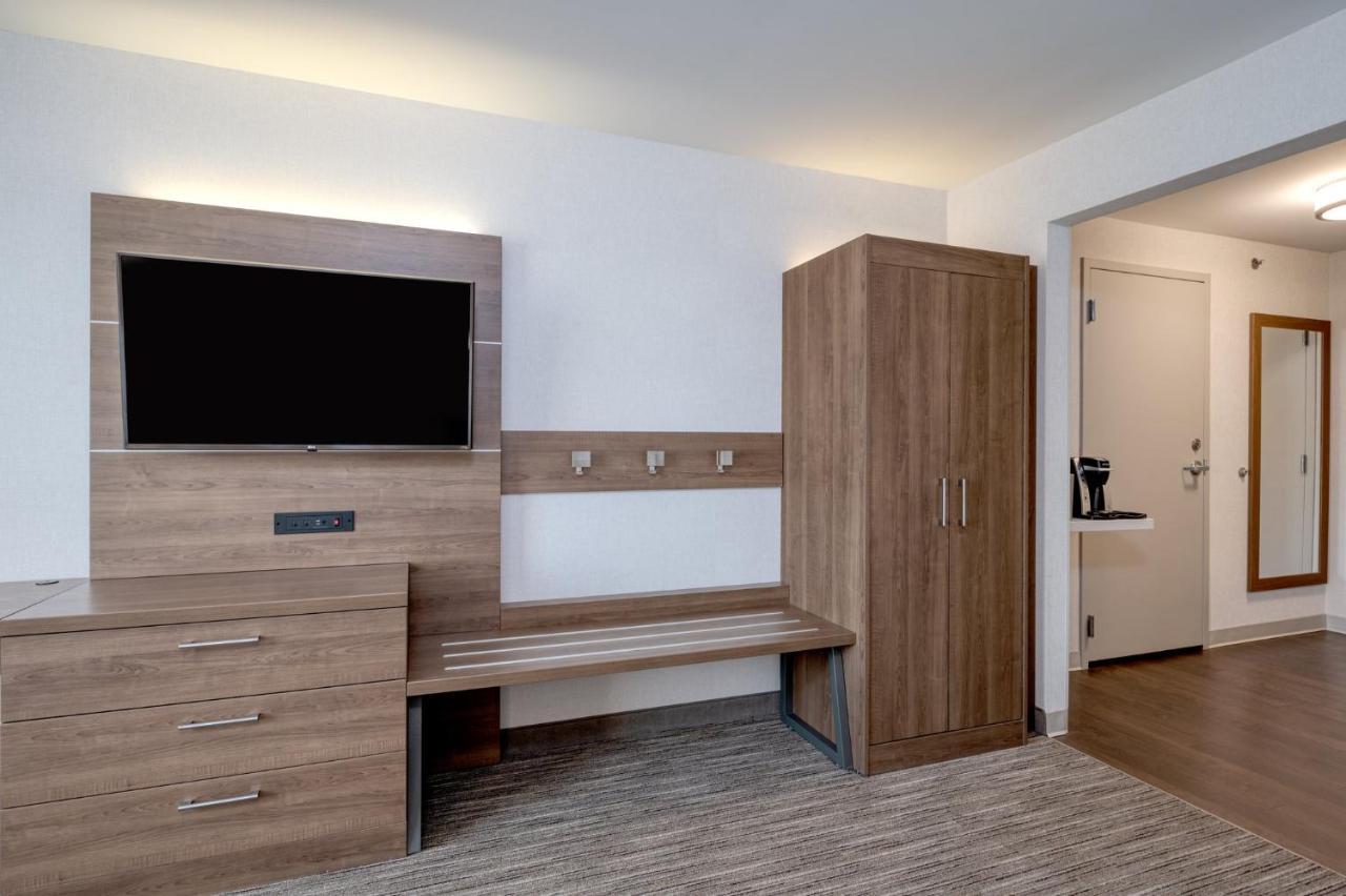 Holiday Inn Express Radcliff Fort Knox By Ihg Dış mekan fotoğraf