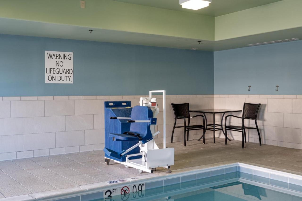 Holiday Inn Express Radcliff Fort Knox By Ihg Dış mekan fotoğraf